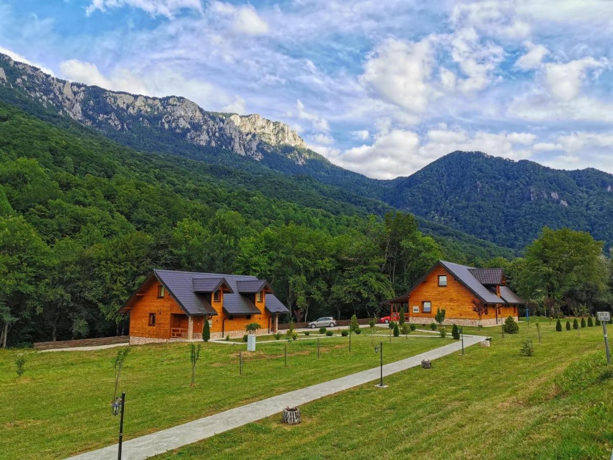 Vila "Maglic" Тьентиште Экстерьер фото